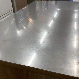 ステンレス、ヴィンテージデザインのキッチンカウンターです！