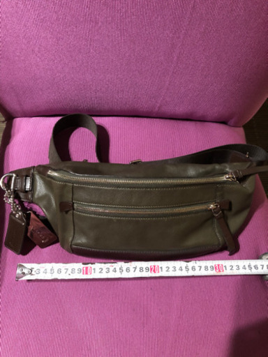 コーチ　ウエストバッグ　coach  期間限定値下げです。