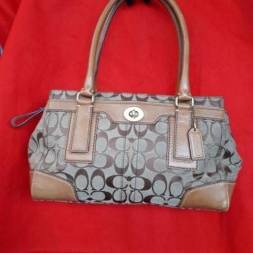 ブランドバッグ　COACH