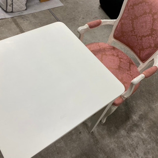 白いテーブルおしゃれ椅子セット　ダイニングテーブル