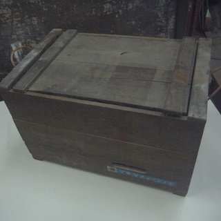 昔の電動工具用箱（木製）