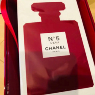 クリスマス限定品 香水 完売品