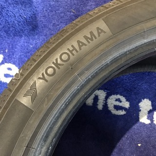 ヨコハマ　ブルーアースA 235　／　45　R　18 2015 2本組 7〜8分山　タイヤ　札幌発 ヨコハマ ブルーアースA 235 ／ 45 R 18 2015 2本組 7〜8分
