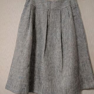 ジャガード織り　夏向きスカート