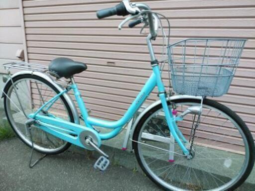 決まりました！札幌市内配達無料。中古折りたたみ20インチレッド！ 決まりました！札幌市内配達無料。中古20インチ3人乗り。