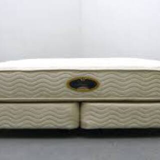 【シモンズ】　高級プレミアムゴールデンバリュー ワイドダブルベッド ダブルクッションベッド　（定価30万相当）