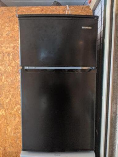 【売約済み】2019年製 アイリスオーヤマ　IRIS　OHYAMA\n\nKRSD-9A-B 冷蔵庫 ブラック 　2ドア /右開きタイプ /90L　\n2019年製　高年式