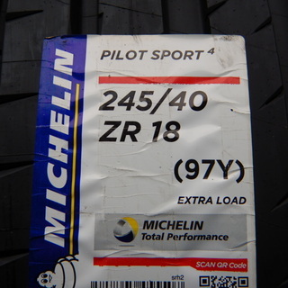 未使用品♪　245/40Ｒ18　2本組　ミシュランＰＳ４　ベンツ、ＧＴＲ、インプ