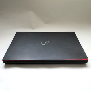富士通 LIFEBOOK/4GB HDD160GB /ノートパソコン/wifi