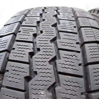 発送OKバリ山★205/70R16 111/109L LT★ダンロップ ２本　T-4