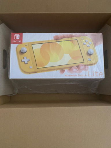 『取引中』任天堂　スイッチライト　Switch lite (新品)