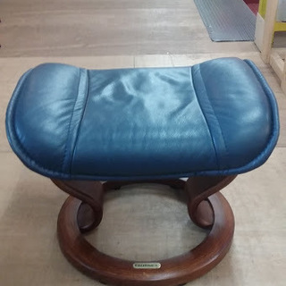 【店舗同時販売中】　ＥＫＯＲＮＥＳ　コンサルＳ　オットマン付ストレスレスチェア