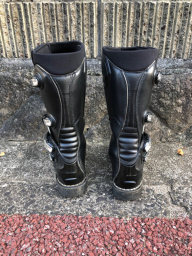 日本製HARUTAの靴、平日19:30以降です〜予約は週末でも結構です