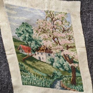 ヨーロッパ式刺繍絵タペストリー:  An Apple Tree