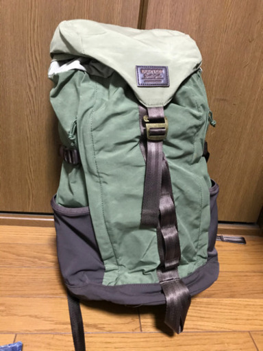 BURTONのバックパック【新品•未使用】