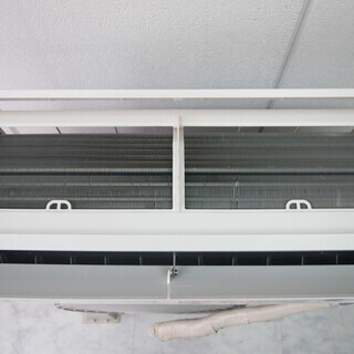 【46】17年製 日立 エアコン おもに6畳用 白くまくん RAS-AJ22G 