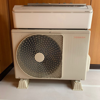 【2018年製】エアコン【おもに10畳用】