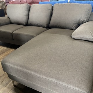 ドデカイ！カウチソファー！布製ブラウン色！現品限りの貴重品！早い者勝ちですよ！