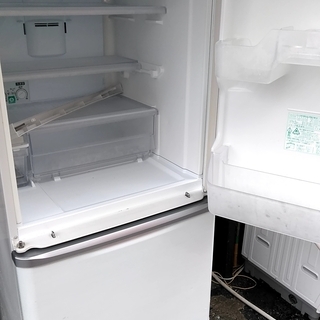 配達設置? 冷蔵庫 3ドア プラズマクラスター どっちもドア 350L