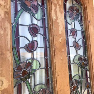 ステンドグラス　扉