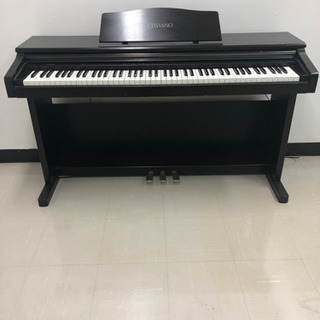 電子ピアノ（キーボード）¥25,000