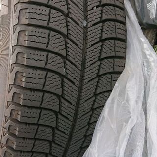 プリウスαスタッドレス、バリ山、4本セット