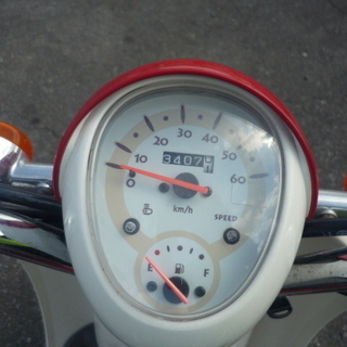 ホンダ クレアスクーピーAF55 白/赤 走行少ない 通勤通学買い物などに