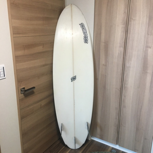 ❶湘南オリジナルミッドレングスサーフボード、6.3鵠沼海岸周辺で手渡し ➀湘南オリジナルミッドレングスサーフボード、6.3鵠沼海岸周辺