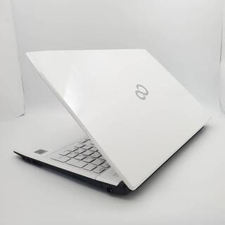 富士通 ノートパソコン本体 Core i7/SSD256GB/8GB/Win10 富士通 Corei7 メモリ8GB SSD256GB ノートパソコン