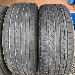 タイヤ　ブリジストンレグノ235/50/18  4本セット