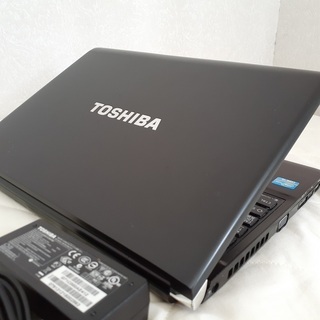 連絡中です】 ☆core i5＋SSDで快適☆ TOSHIBA dynabook 13インチ 軽量