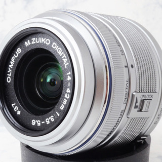 ボディ極上○女性におすすめ○小型・軽量○Wi-Fi転送○オリンパス E