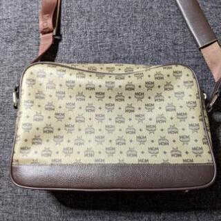 MCMショルダーバッグ