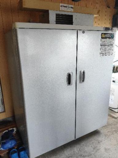 お米の冷蔵庫　味の新鮮蔵　ARS-1400