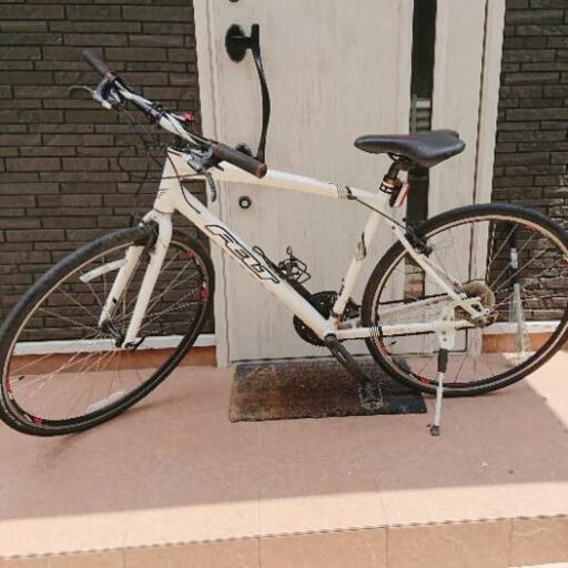 FELT クロスバイク v110f
