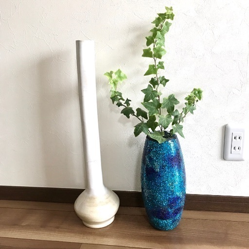 花瓶大型2個 らんらん 転居済み 横浜のインテリア雑貨 小物 花瓶 の中古あげます 譲ります ジモティーで不用品の処分