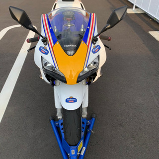 CBR600rr 逆輸入車　ロスマンズカラー