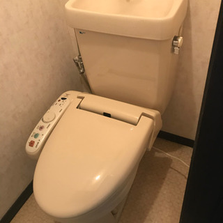 終了)ウォシュレットトイレ器具、本体一式