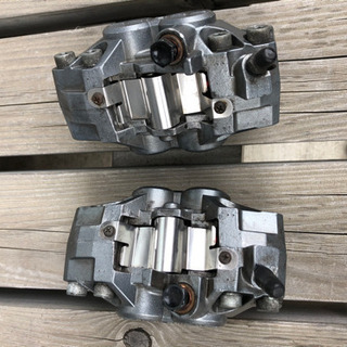 ZXR400L9(1999)外しのフロントキャリパー＆ブレーキ