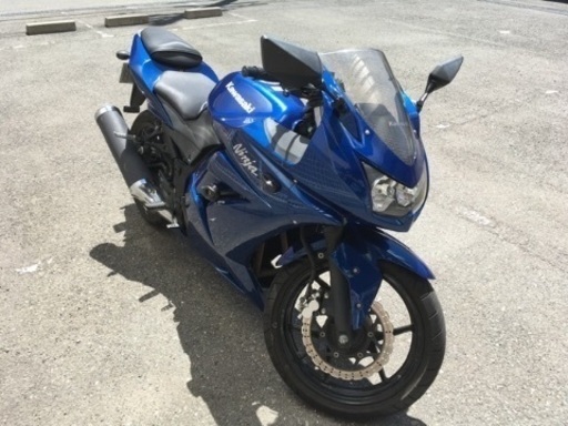 カワサキ　ニンジャ250r ブルー　2011年式売ります