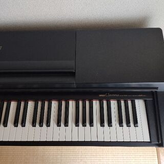 YAMAHA（ヤマハ）　電子ピアノ　Clavinova（クラビノーバ）　CLP-560