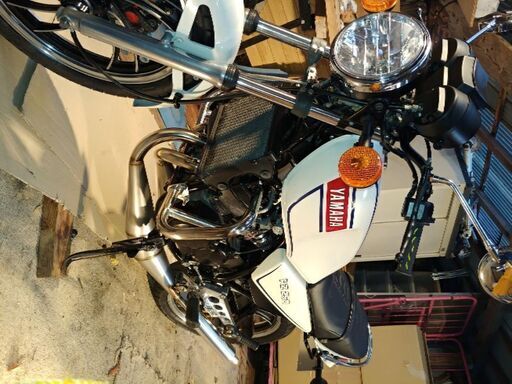 RZ250 1980 2サイクル 白色赤ラインです。下取りもO.K. 大変貴重車で島根