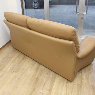 T176)☆限定品・革部分クリーニング済☆カリモク家具 Direttore