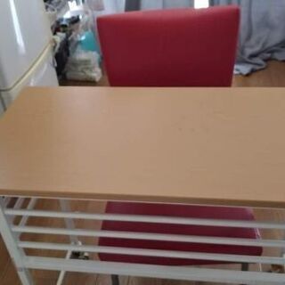 折り畳み式机+赤い椅子セット
