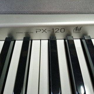 カシオ　デジタルピアノ　PX-120　椅子付き、完動品。付属のペ...