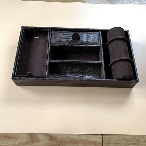【 国内正規品 】WOLF Blake Valet レザー ウォッチカフ付バレットトレイ