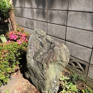 とても形の良い庭石、無料で差し上げます！