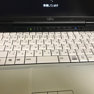 富士通パソコン　Windows10 