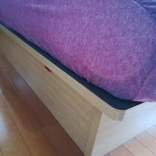 【ニトリ】跳ね上げガスダンパー式 ダブルベッド 10か月使用　マットレス付き