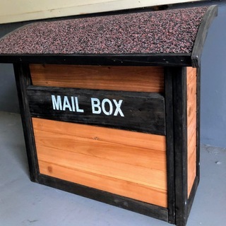 木製の郵便ポスト　新品